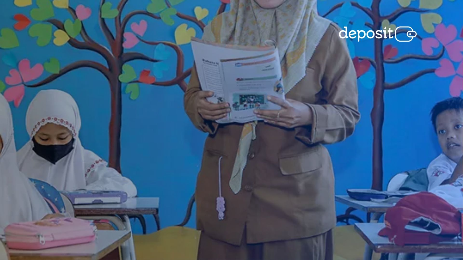Miris! Ini 5 Pekerjaan dengan Gaji Kecil Bikin Capek