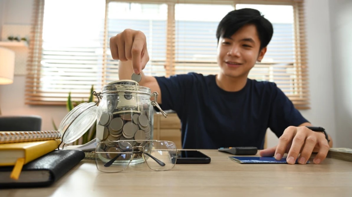 5 Tips Mengatur Keuangan untuk Pelajar Agar Terbiasa Hemat