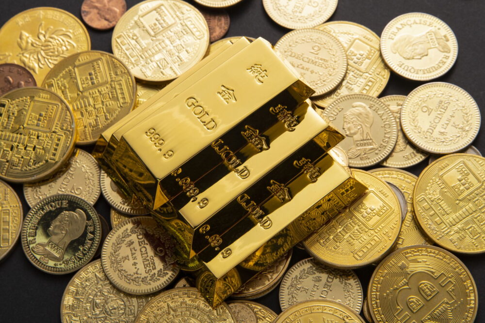 Keuntungan Deposito Emas vs Deposito Biasa, Mana Lebih Besar?