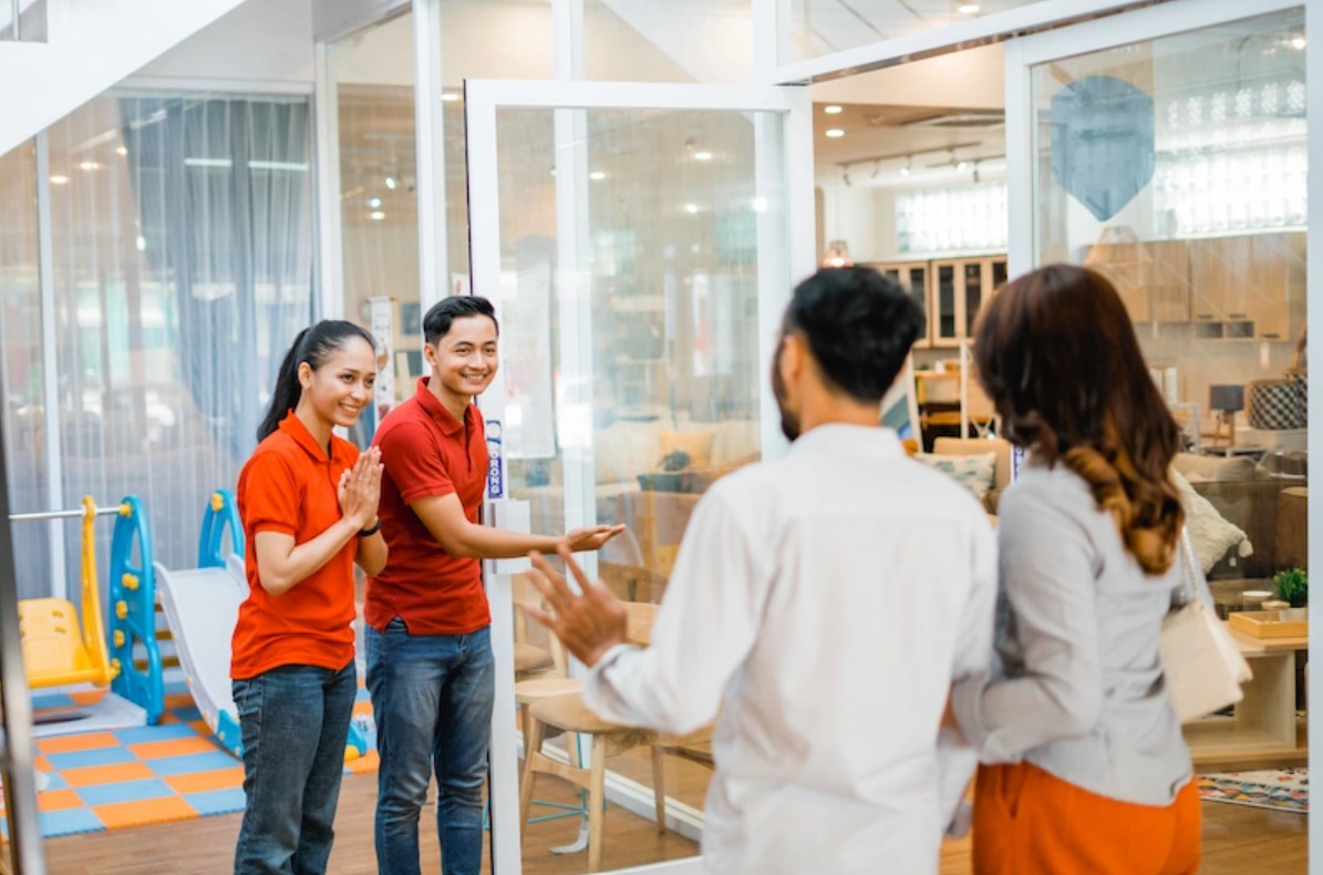 Apa Itu Bisnis Franchise? Pengertian, Cara Kerja, dan Contohnya