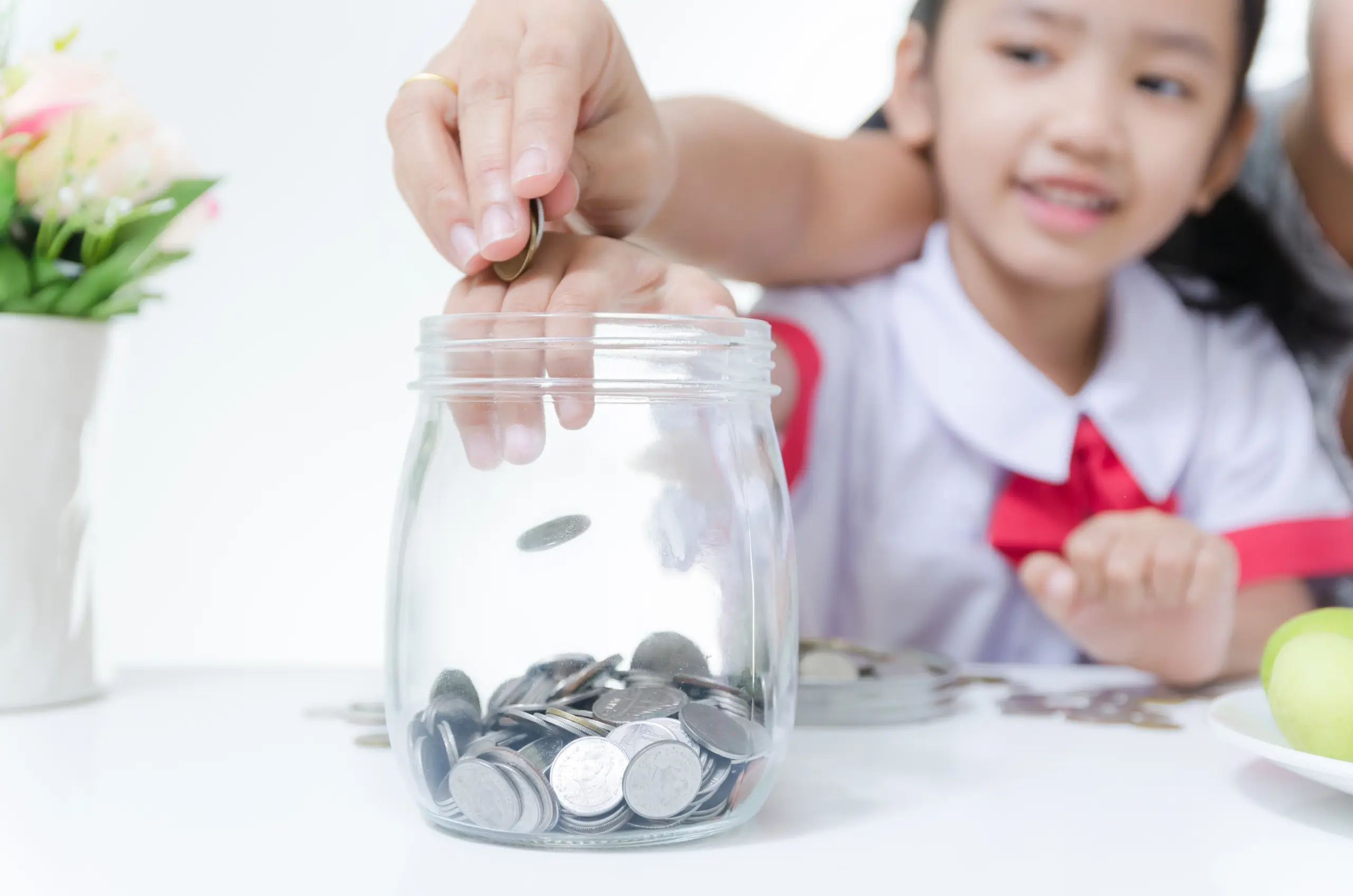 Tips Menghemat Uang Jajan: Hemat Ratusan Ribu Setiap Bulan