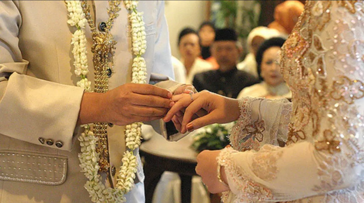 Tetap Intimate, Begini 7 Tips Resepsi Pernikahan Hemat 2025
