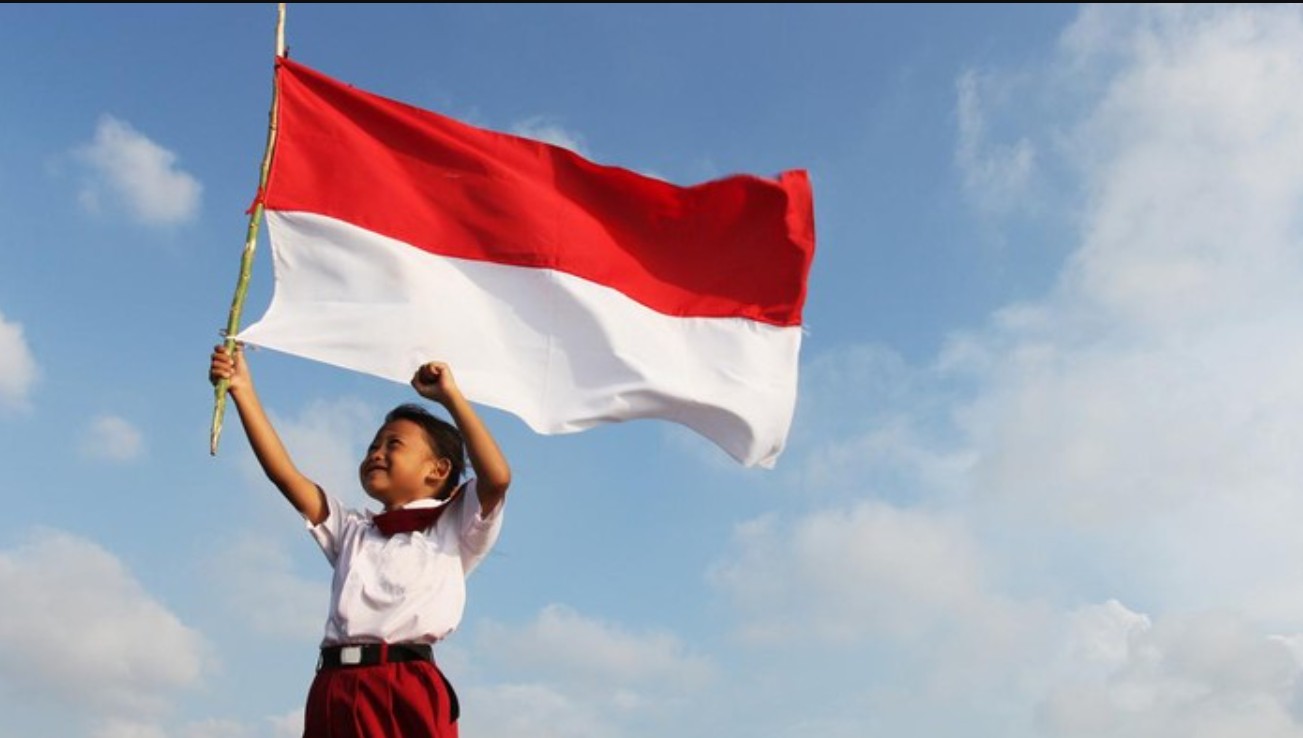 7 Puisi Pendek Tentang Kemerdekaan, Cocok untuk 17 Agustus