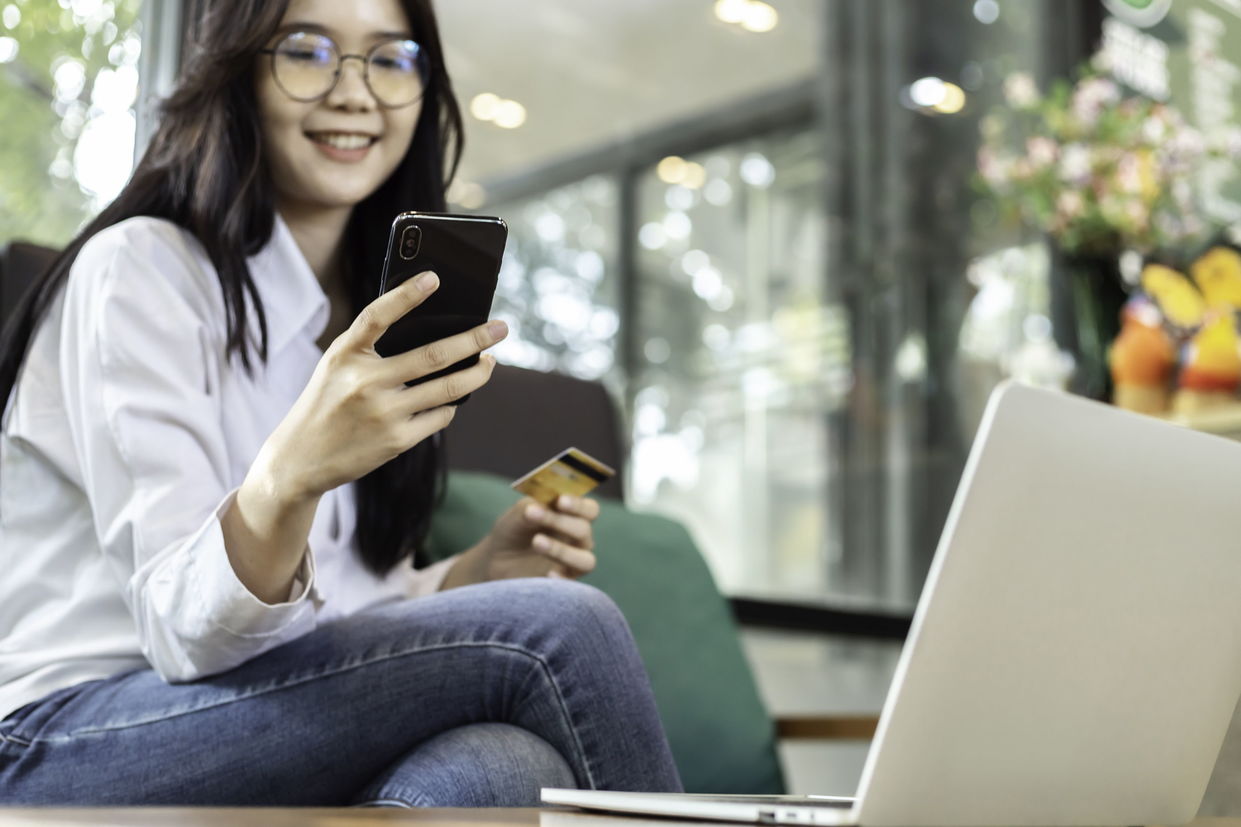 5 Bank Terbaik yang Paling Banyak di Pakai Gen Z