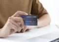 Kartu Kredit Pertama? Ini Pilihan Terbaik untuk Pemula